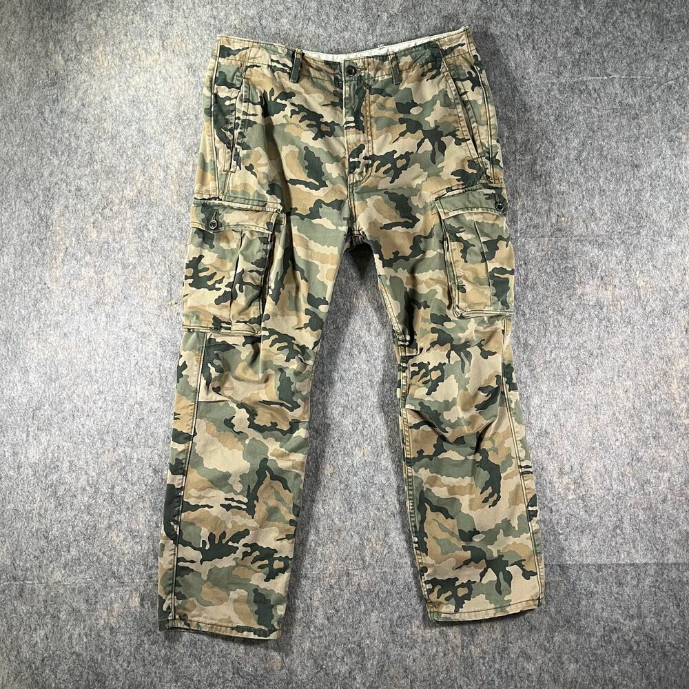 Levi's Camo Cargo Pants / Mens 34x30 / Green Woodland Straight Leg Utility